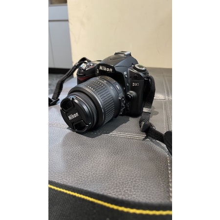 二手 Nikon  D90相機贈使用書 價格可議