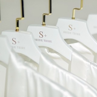 【SUN 客製】【衣架】白色木質衣架 服裝店專用婚紗禮服實木女裝高級訂製 高檔 厚 加粗 防滑