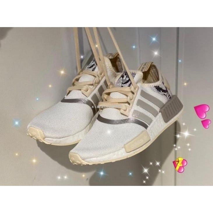 Adidas NMD R1 W White 米白 蛇紋 舒適 慢跑鞋 FV3883