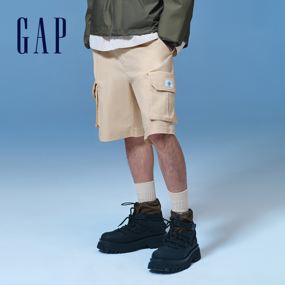 Gap 男裝 工裝短褲-卡其色(884891)