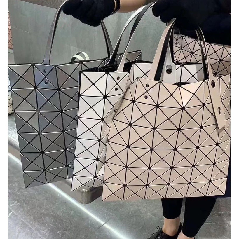 頂級二手Issey Miyake 三宅一生 BaoBao 6x6格 米色 手提包 單肩包 托特包 購物袋 現貨