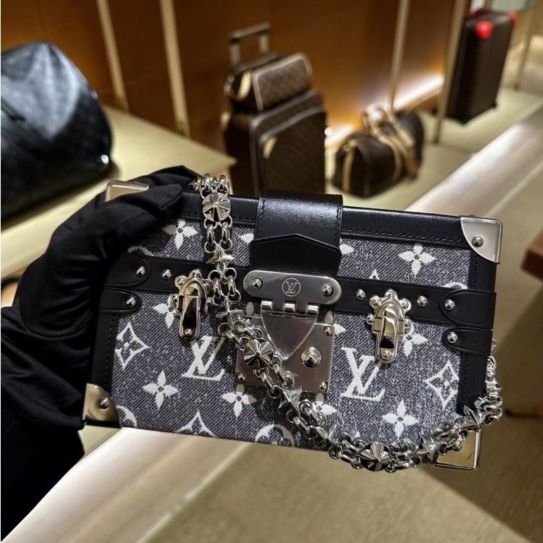 LV 路易威登 PETITE MALLE 黑色 牛仔布 盒子包 肩背包 斜挎包 鏈條包 女包 M21462