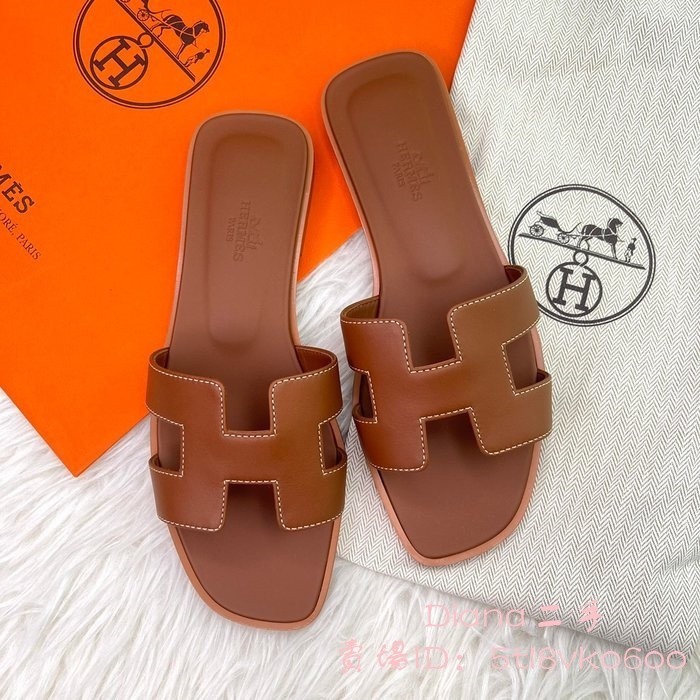 Diana二手 HERMES 愛馬仕 Oran sandal 經典 H Gold 金棕色 白色 平底 拖鞋 涼鞋