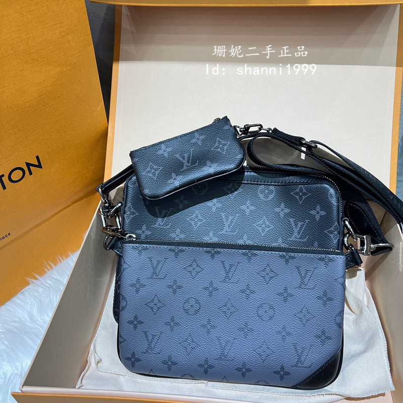 二手精品 LV 路易威登 TRIO MESSENGER 黑武士 信差袋 麻將包 三合一 郵差包 M69443