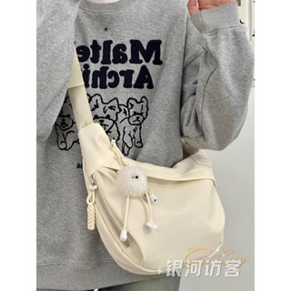 【LP SHOP】單肩包 側揹包 新款夏ins日係餃子包女休閒百搭少女斜挎包大容量純色通懃單肩包
