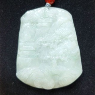 玉貴人…天然淡淡的綠山水牌翡翠項鍊，賠售