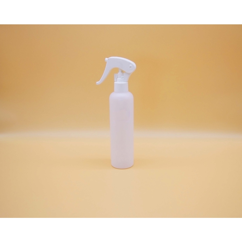 【普飛特】PE塑膠圓形瓶-250ml,外銷日本款,可盛裝各類食用/化工液體，噴頭型式可挑選