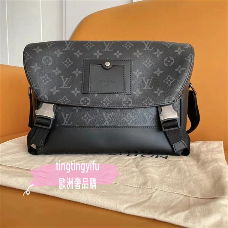 LV 路易威登 VOYAGER 小號 男士 郵差包 黑色老花 肩背包 斜挎包 M40511斜挎包 肩背