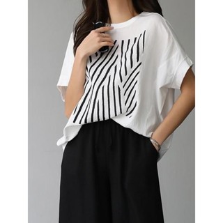 【Codibook】韓國 PIPPIN 幾何圖形短袖上衣［預購］短袖上衣 女裝