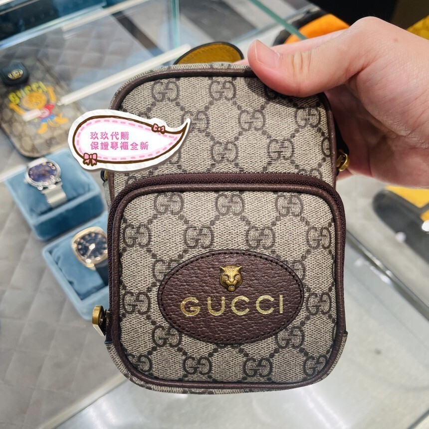 精品 GUCCI 古馳 Neo Vintage 虎頭 手機包 肩背包 斜挎包 658556 女生包包