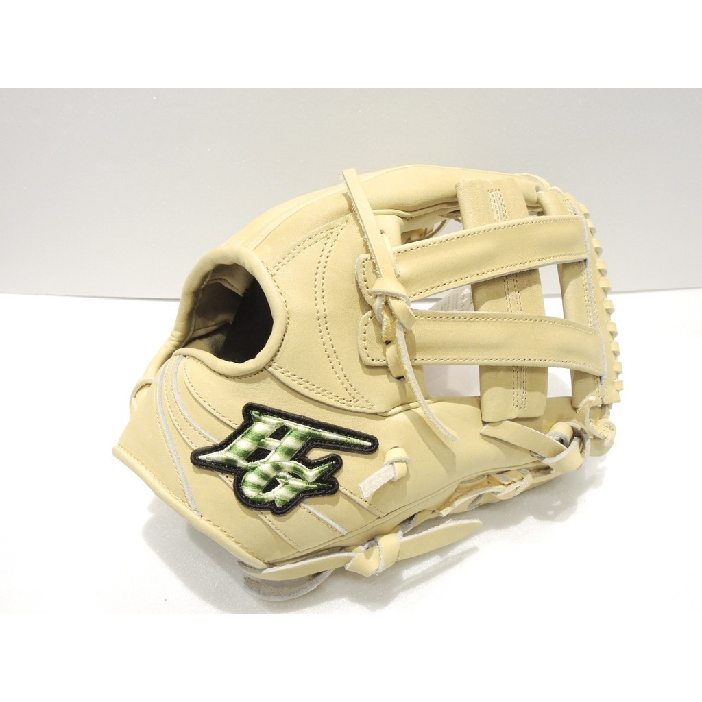 日本品牌 Hi-Gold (HG) 特選C18皮革 硬式牛皮 棒壘球 野手手套 小久保檔 奶油色