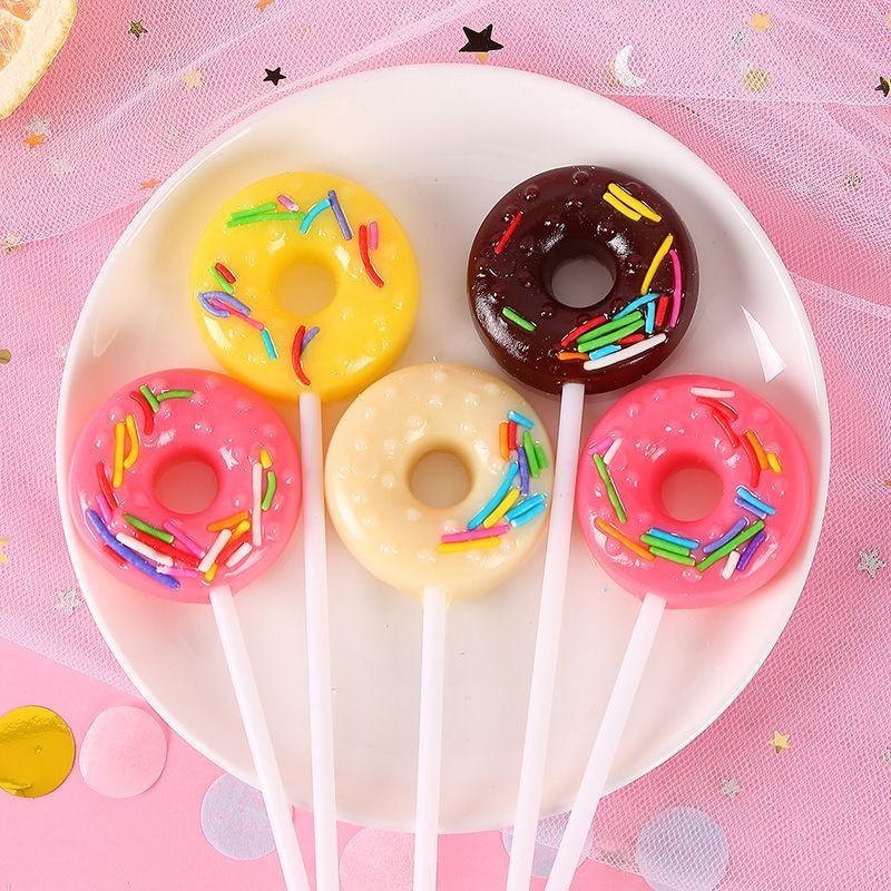 qq💖💖甜甜圈棒棒糖袋裝桶裝兒童創意可愛巧克力白桃奶味棒棒糖糖果零食
