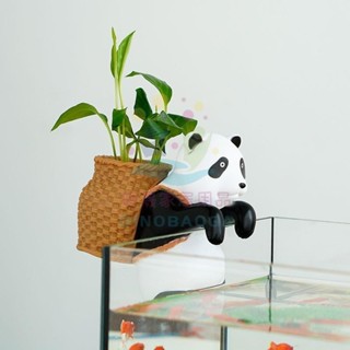 創意熊貓背包辦公桌電腦掛機筆筒背包多功能懸掛擺件dinobaoga