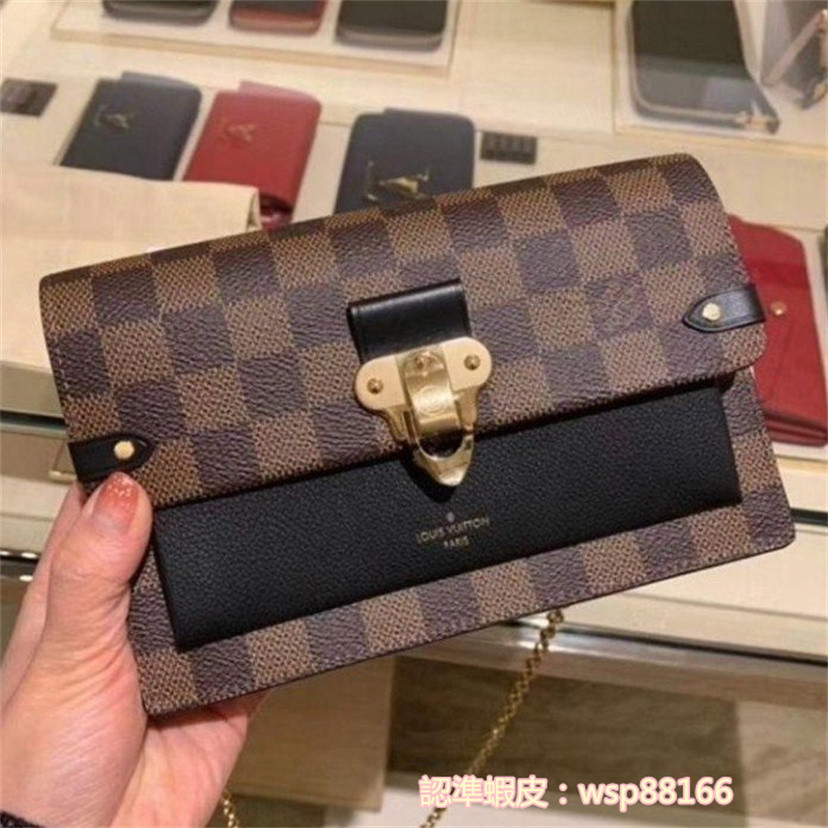 精品現貨 LV 路易威登Vavinwoc鏈條包 棋盤格信封包 斜挎包 N60221肩背包