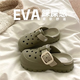 皮帶扣包頭洞洞鞋女士夏季外穿厚底防滑不臭軟底踩屎感沙灘涼拖鞋 EVA