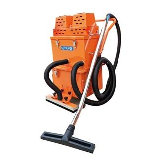 【熱銷機器】吸塵器 工業用幹式吸塵器 車間進口大功率除灰手推多功能地坪路麵廣場吸塵 YOVQ