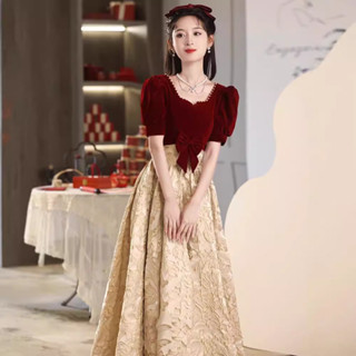 家有喜事💕連身裙 長版洋裝 敬酒服新娘2024新款春夏季高階感訂婚禮裙長款結婚噹天便裝禮服女 輕婚紗新娘禮服【琳黛】