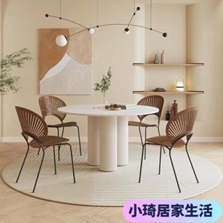 【熱銷】北歐簡約實木巖板小戶型傢用奶油風圓形餐桌設計師羅馬柱輕奢圓桌XQJX