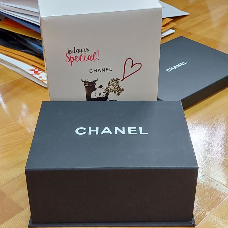 CHANEL香奈兒 專櫃包包磁吸紙盒 含外紙盒、山茶花