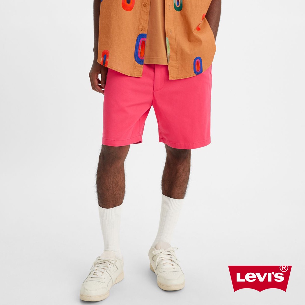 Levis 滑板系列 寬鬆版卡其休閒短褲 / 蔓越莓 男 A4323-0000 熱賣單品