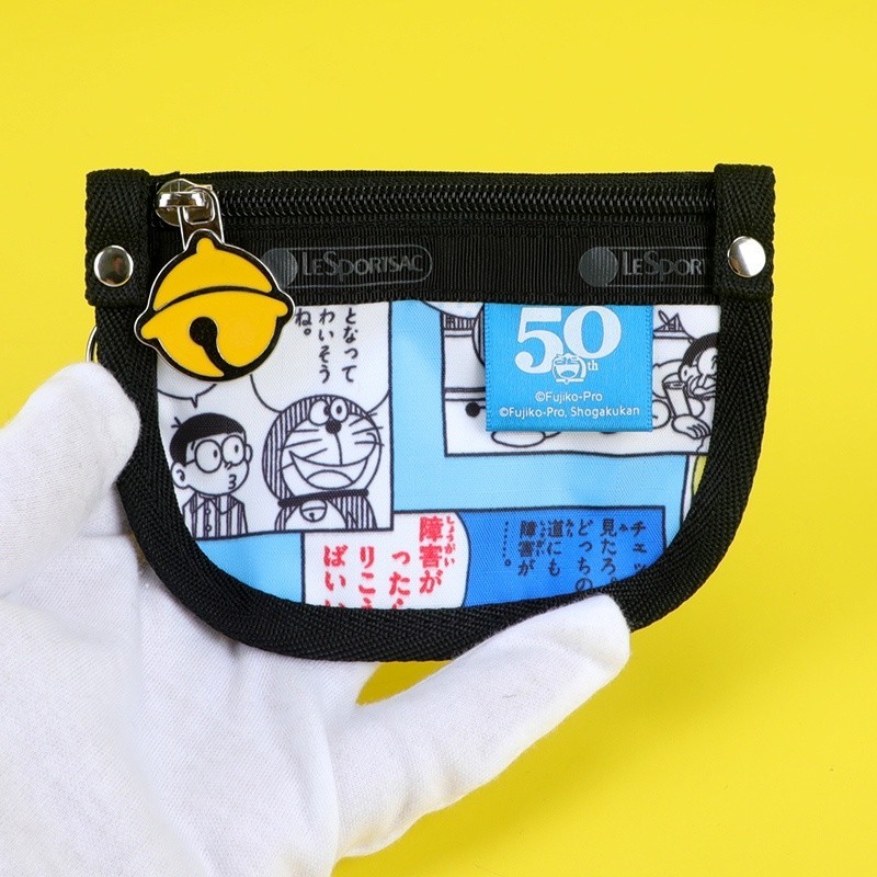 西西比促銷低價LeSportsac 7317 漫畫哆啦A夢50週年紀念款迷你多功能鑰匙硬幣零錢包卡包收納包掛件包