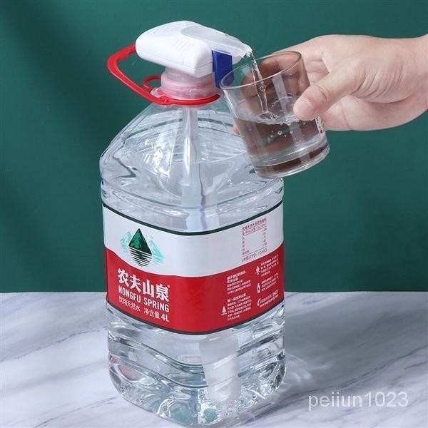 🔥台灣發售🔥 抽水器 桶裝水 自動飲料吸 抽水吸管器 手壓式自動吸管 電動飲料吸