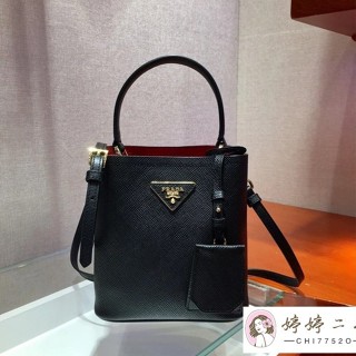 PRADA 普拉達 BORSA A MANO系列 小牛皮水桶包 1BA217 2ERX F0LJ4