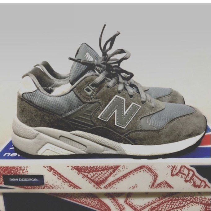 New Balance 元祖灰 MRT580DS 運動 厚底 慢跑鞋