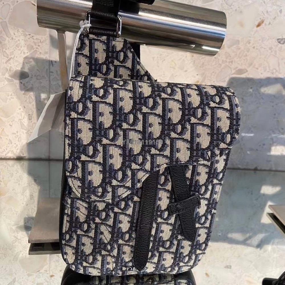 【二手】Dior迪奧男包2020新款Oblique提花圖案馬鞍包手拿包斜挎包胸包5