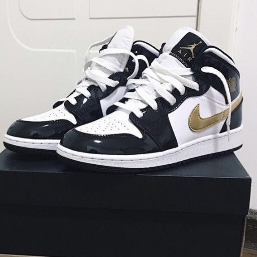 Air Jordan 1 Mid Patent Black White Gold 小黑金 BQ6931 慢跑鞋