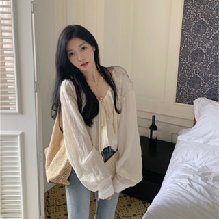 大碼 遮陽衣服 百搭上衣 上衣女生 防曬上衣 顯瘦上衣大碼胖MM300斤春秋新款v領綁帶設計感小眾襯衫女寬鬆別緻長袖上衣
