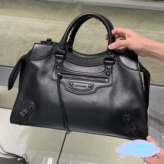 全新免稅代購Balenciaga 695842 Neo Classic 小牛皮兩用機車包 黑色