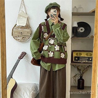 點心喵 森系穿搭 日系森林系 日系穿搭 森林系 日系女裝 兩件套裝日系甜美學院風小花提花毛衣馬甲背心針織衫女+綠色襯衫