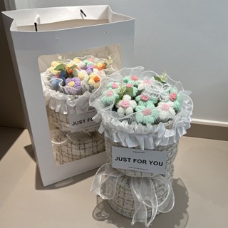 手工編織花🌸成品草莓柿子香風花束 手工禮物毛綫泡芙花生日禮物 閨蜜情人節女友 拍照道具 永生針織花束桶【戀語賣場】