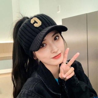 【熱銷免運】網紅字母C空頂針織毛線帽子女秋冬天保暖露馬尾辮休閑百搭鴨舌帽 毛線帽 針織帽 毛帽 大頭圍 加大帽圍 針織保