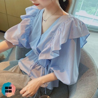 藍色條紋荷葉邊上衣2023新款韓版夏季短袖V領襯衫女氣質女學生 爆款