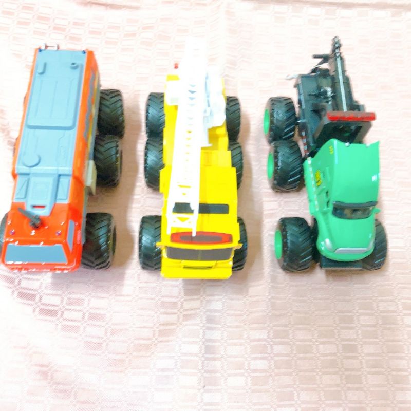 7折售, 玩約1個月) Maisto 採石場 工程車組 （原買$705 好市多 Costco 聖誕 禮物  玩具 兒童