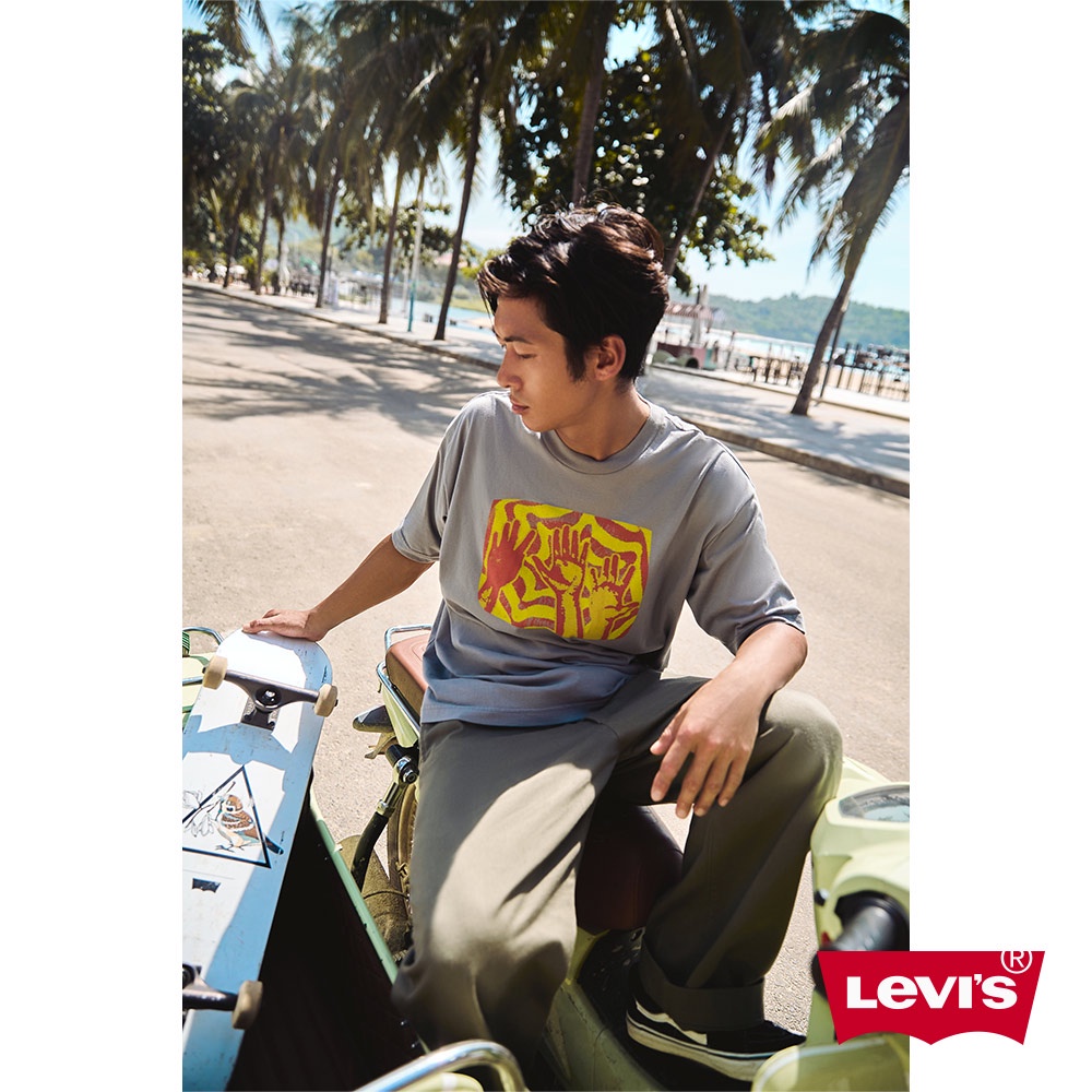 Levis 滑板系列 寬鬆版短袖T恤 / 街頭塗鴉設計 男 A1005-0006 熱賣單品