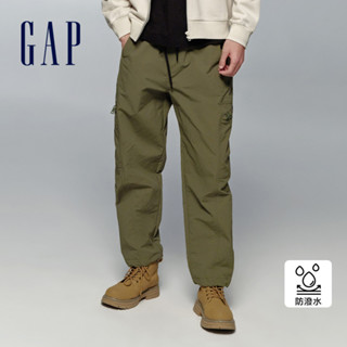 Gap 男裝 Logo防潑水束口鬆緊工裝褲-深綠色(884774)