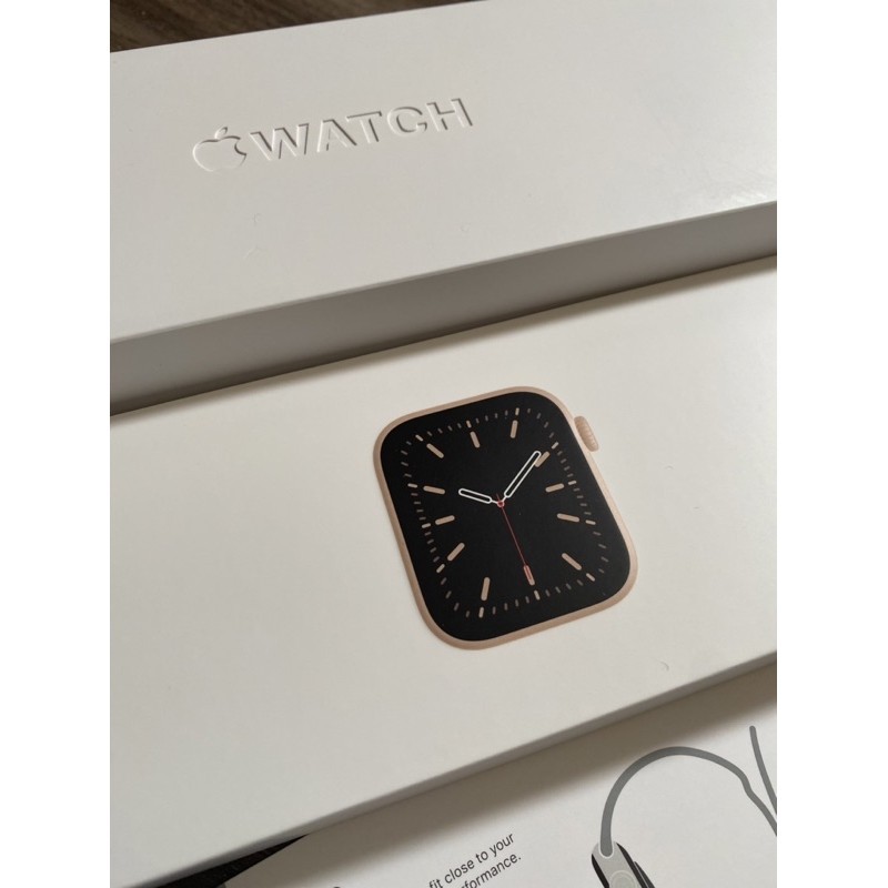 Apple Watch原廠錶帶粉紅色。L尺寸