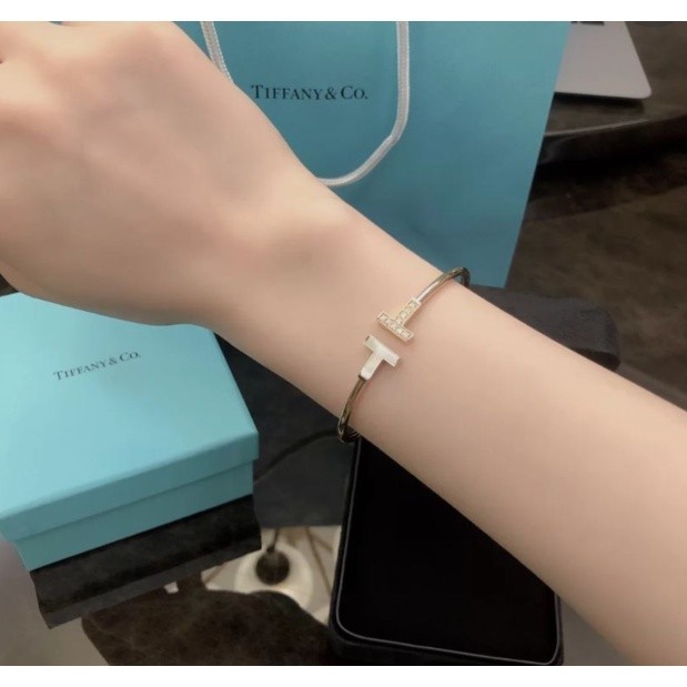 小北店/二手TIFFANY &amp; Co.蒂芙尼 T 系列 線圈手鐲 18K 玫瑰金鑽石 白母貝手環 GRP11104