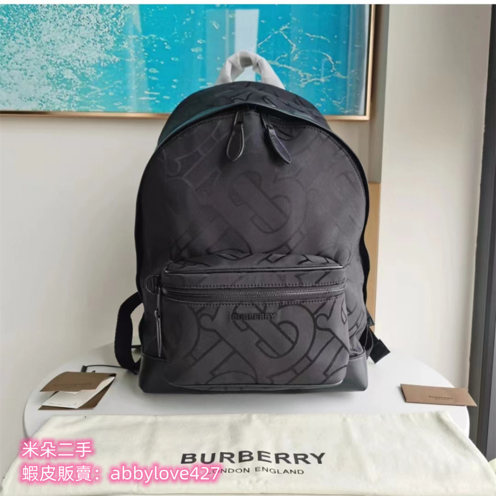 二手精品 Burberry 博柏利 巴寶莉男包 黑色徽標印花ECONYL雙肩包背包 80210841 經典款 碳灰色