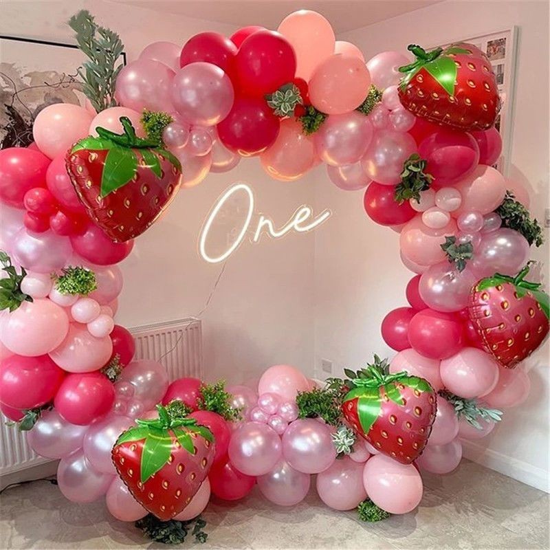 派對 慶生 佈置 裝飾場景佈置 氣球  粉色草莓派對氣球花環套裝女孩生日派對嬰兒沐浴用品草莓主題裝飾
