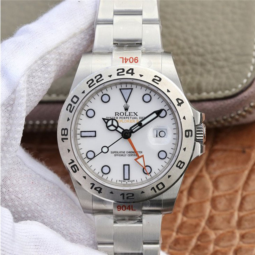 Rolex 勞力士探險家型M216570-0001白盤腕錶