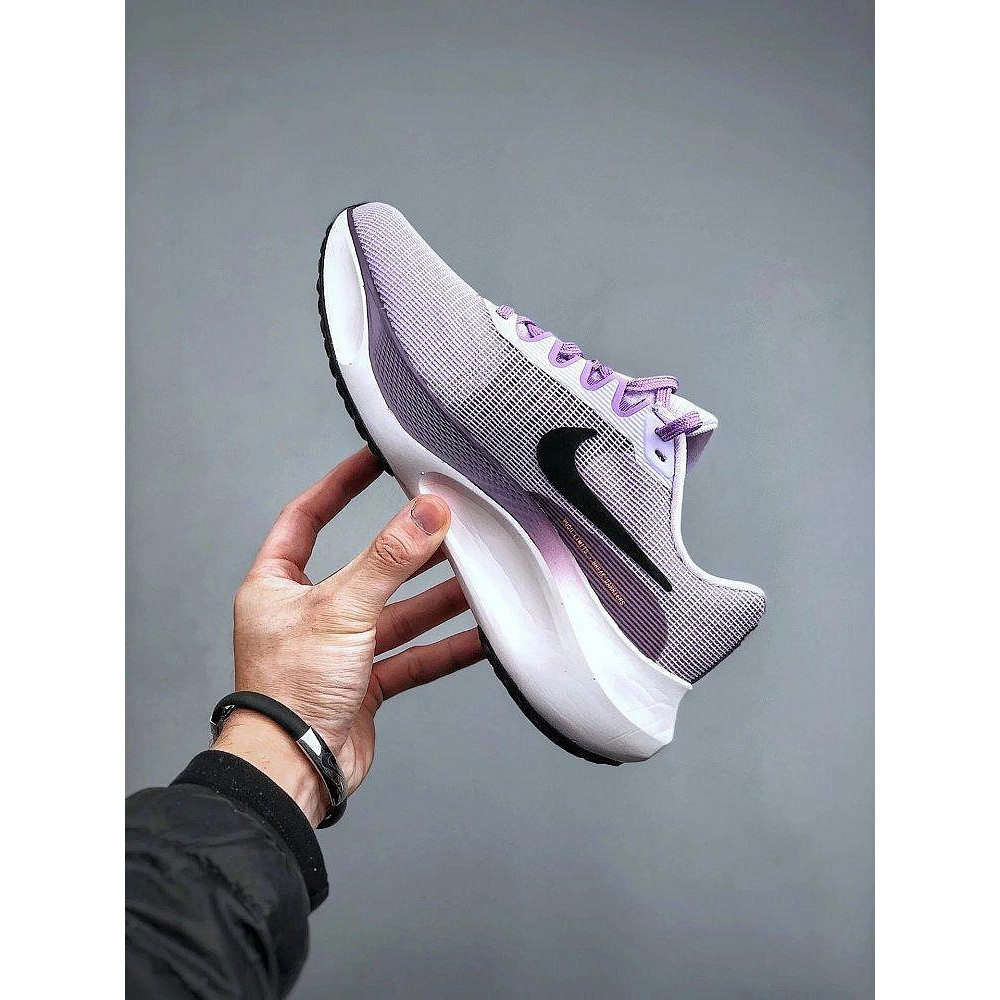 耐吉Nike Zoom Fly 5超輕男子跑步鞋 貨號: DM8974–500