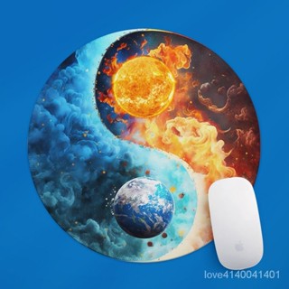 熱賣爆款【臺灣優選】太極八卦星球圓形滑鼠墊小號鎖邊可水洗學生宿捨家用桌麵墊可定製