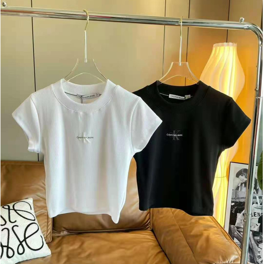 ✨免運新品 🔥Calvin Klein jennie同款新款短上衣 黑 白 雙logo 正肩短T CK短袖