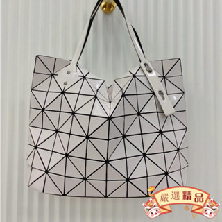 99新二手 Issey Miyake（三宅一生）BAOBAO Rock系列 7x10 搖滾包 手提包 肩背包 米白色