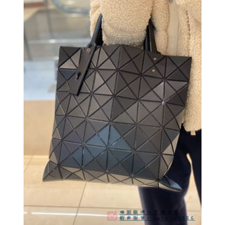 三宅一生 Issey Miyake BAOBAO 經典款 6x6格 手提包 單肩包 側背包 霧面黑色 免運