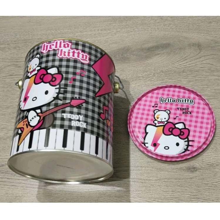 (二手) 空鐵桶 三麗鷗 Hello Kitty 空鐵罐 凱蒂貓 手提收納鐵桶 油漆造型桶
